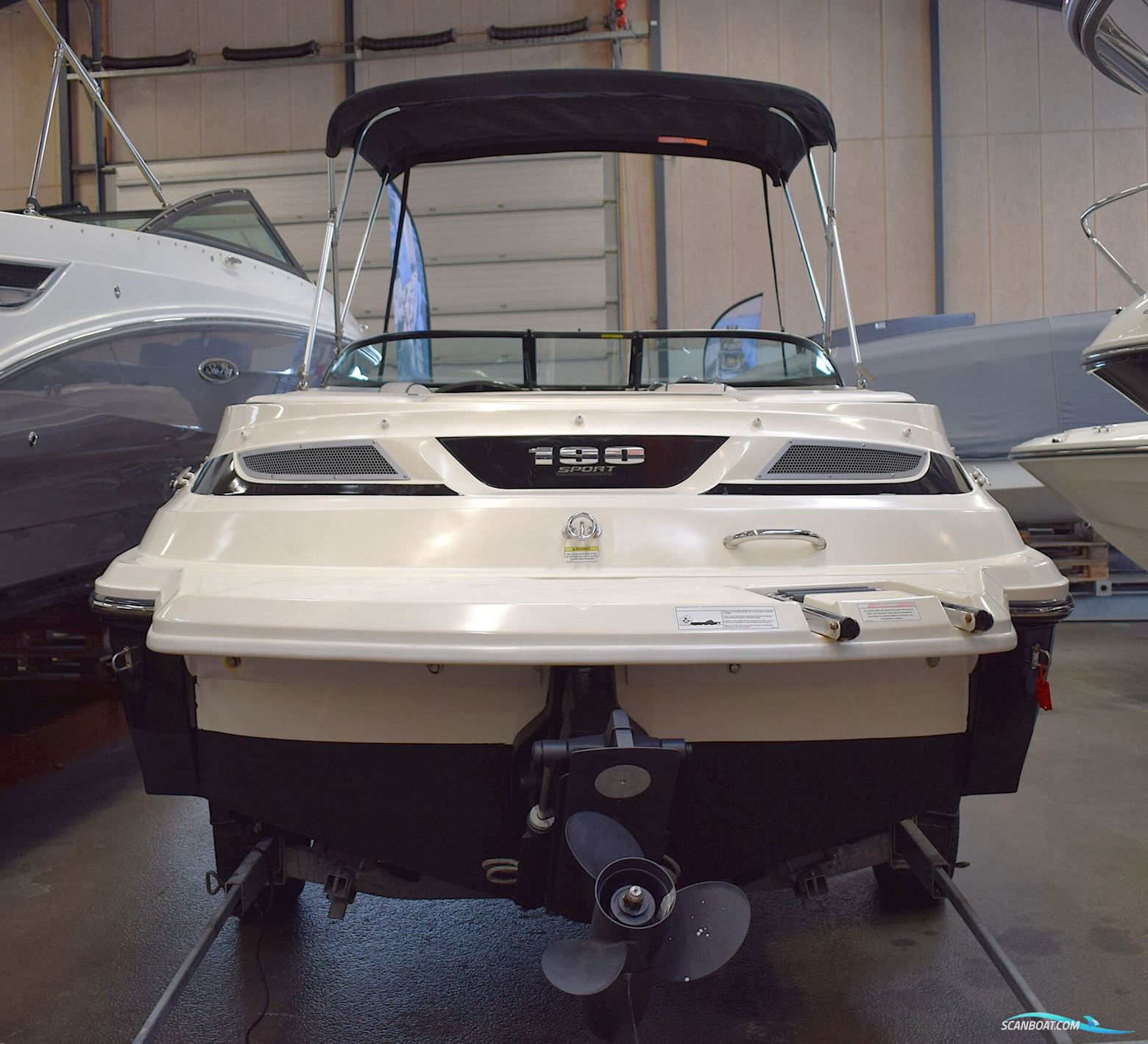 Sea Ray 190 Sport – Med 3,0 Tks og Masser af Udstyr – 2014 Model