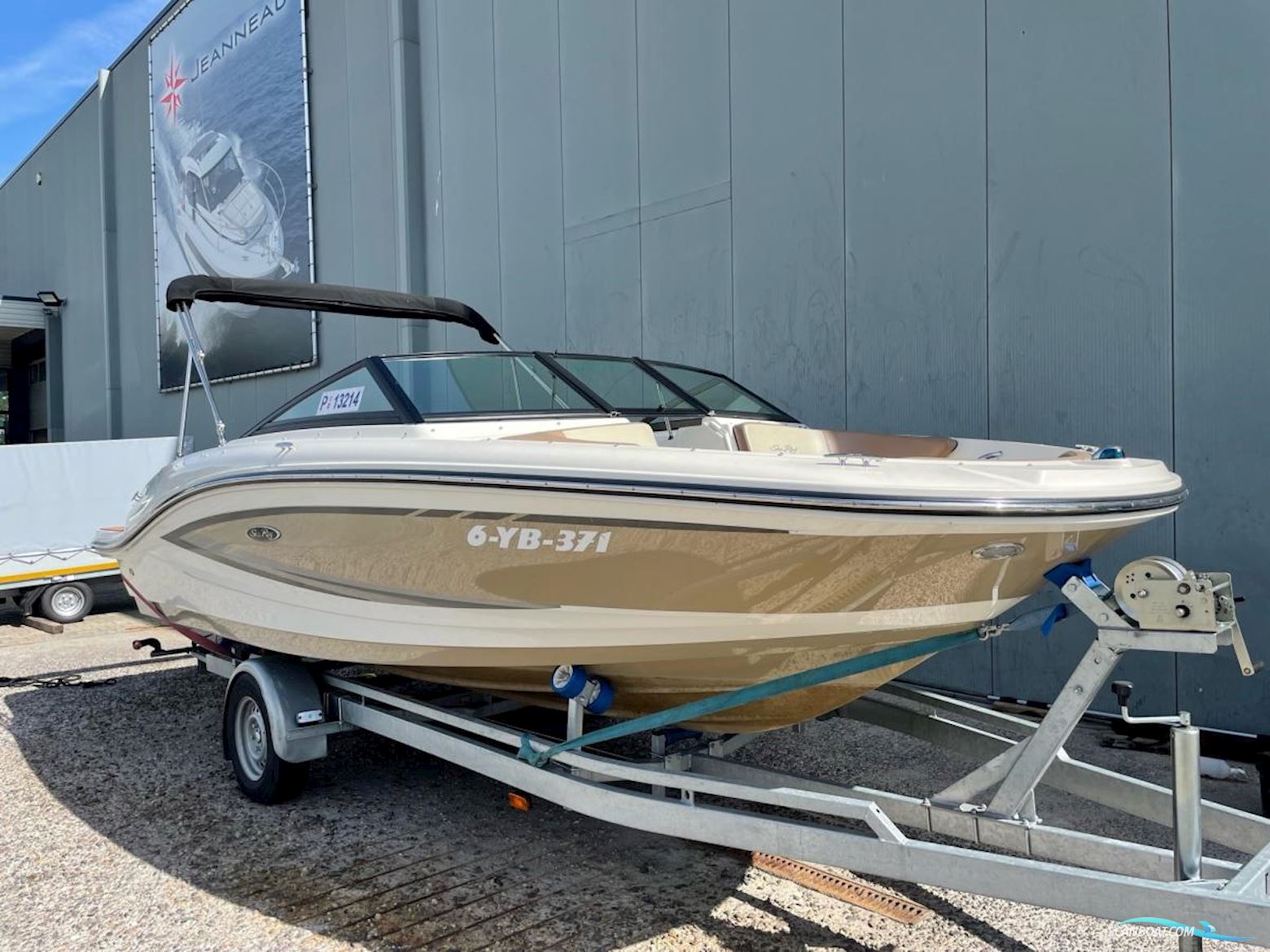 Sea Ray 190 Spx Bowrider Motorbåt 2017, med Mercruiser motor, Holland