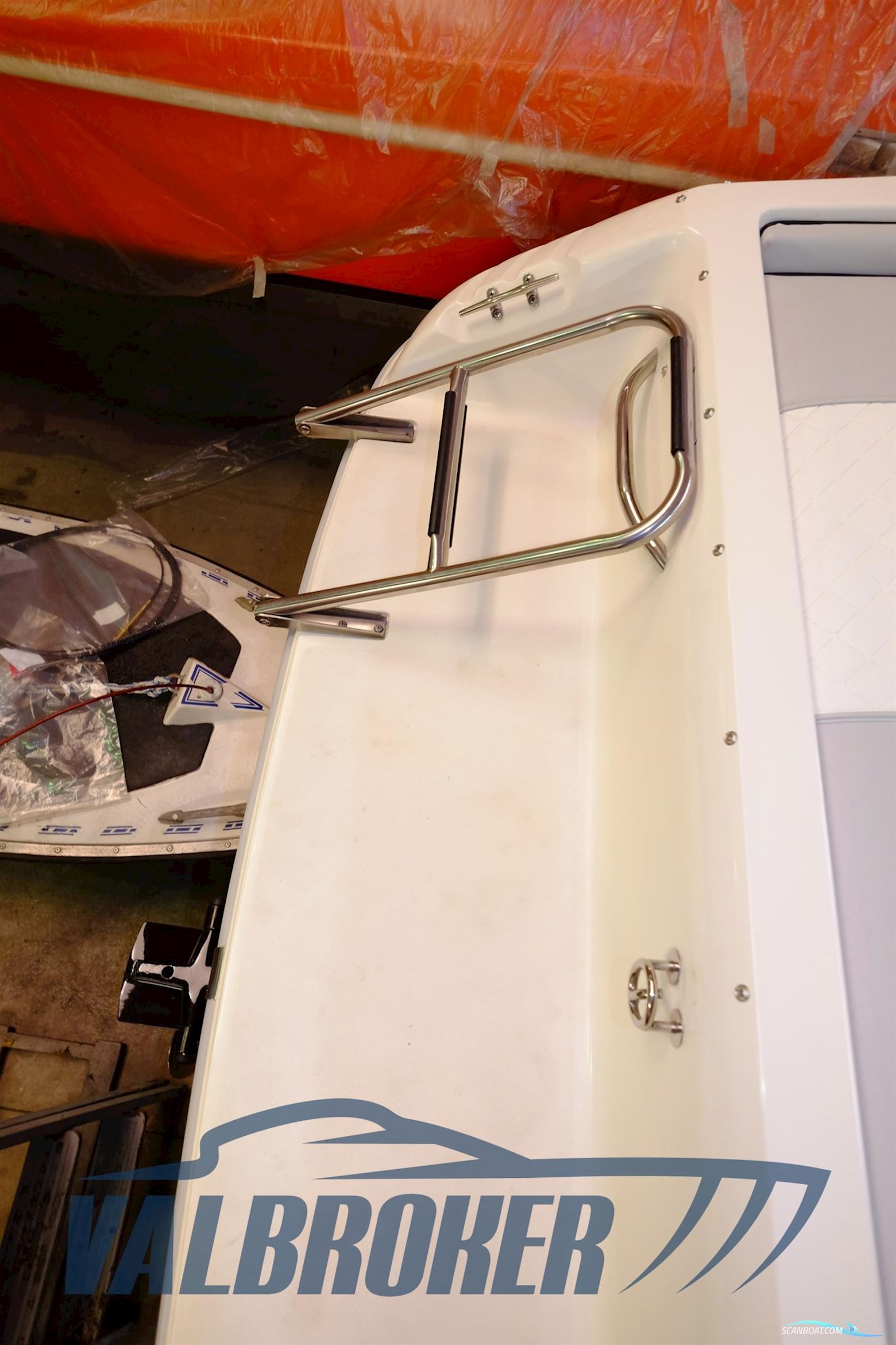 Sea Ray 200 SR