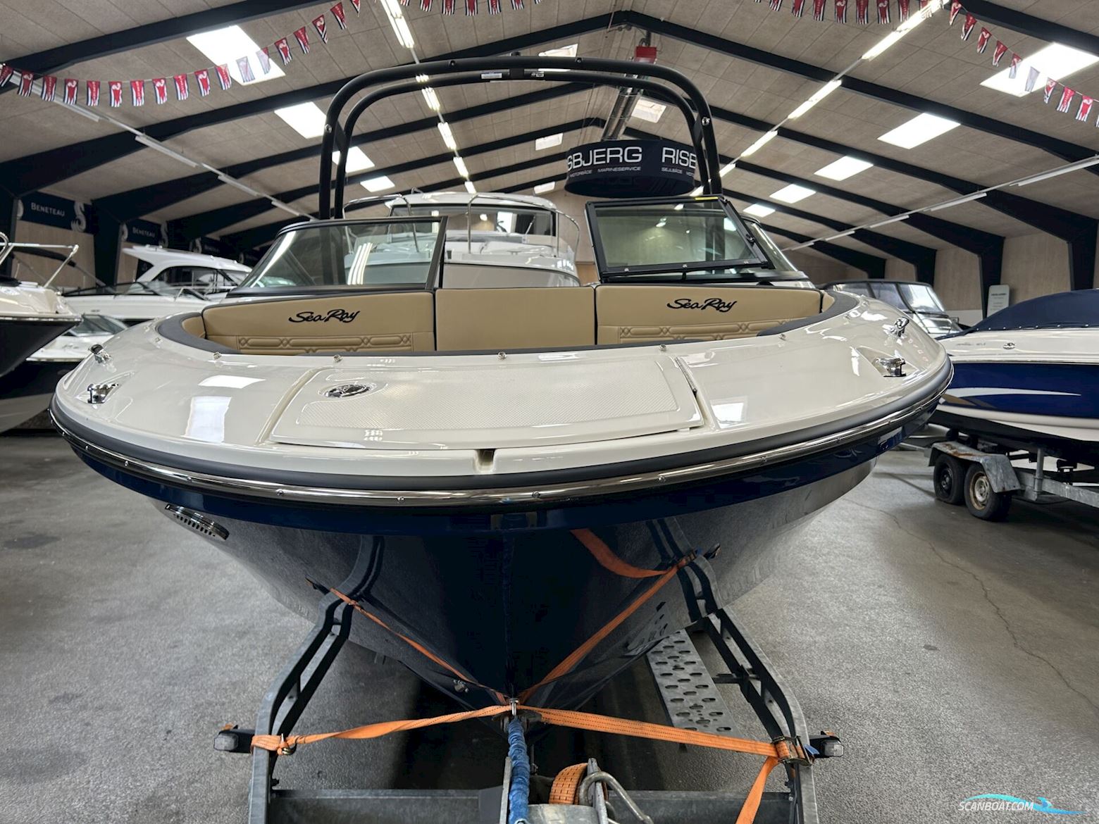 Sea Ray 210 SPX IB