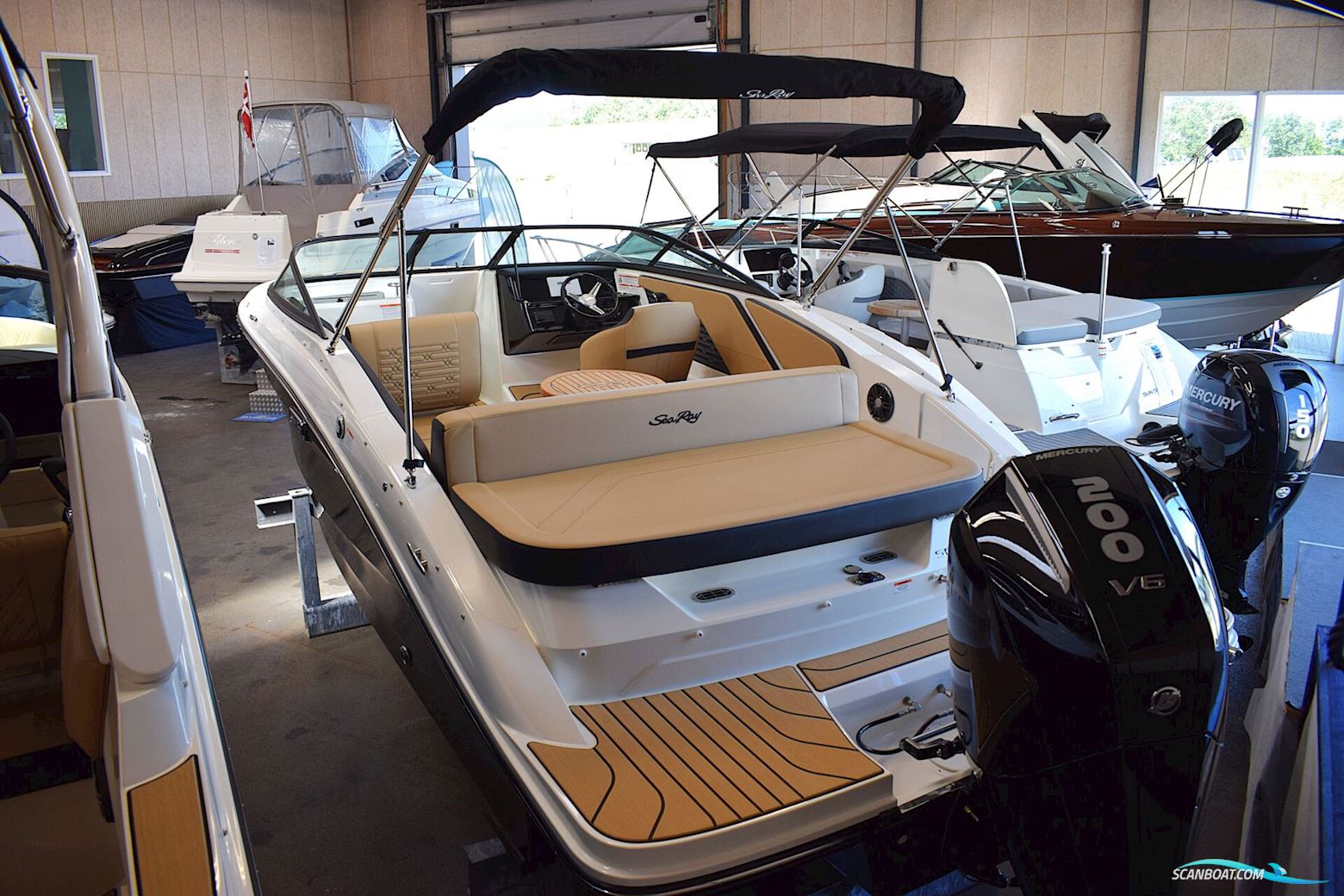 Sea Ray 210 SPX OB – NYHED
