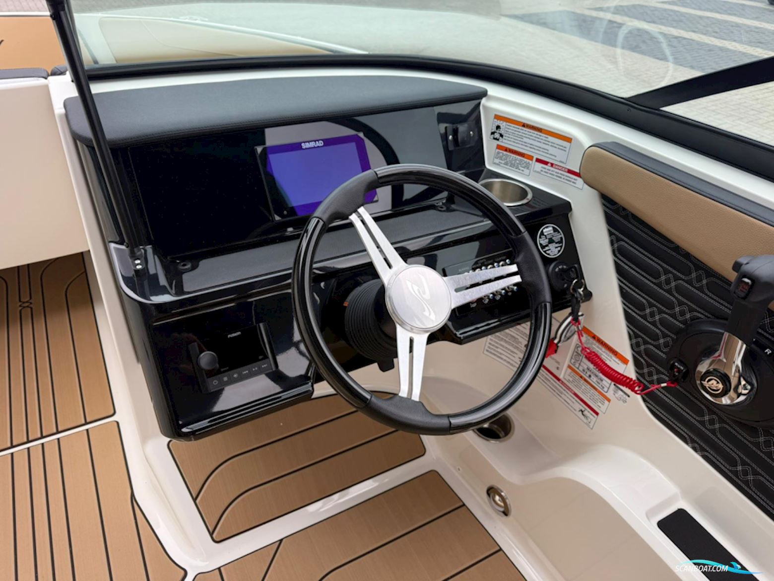 Sea Ray 210 spx