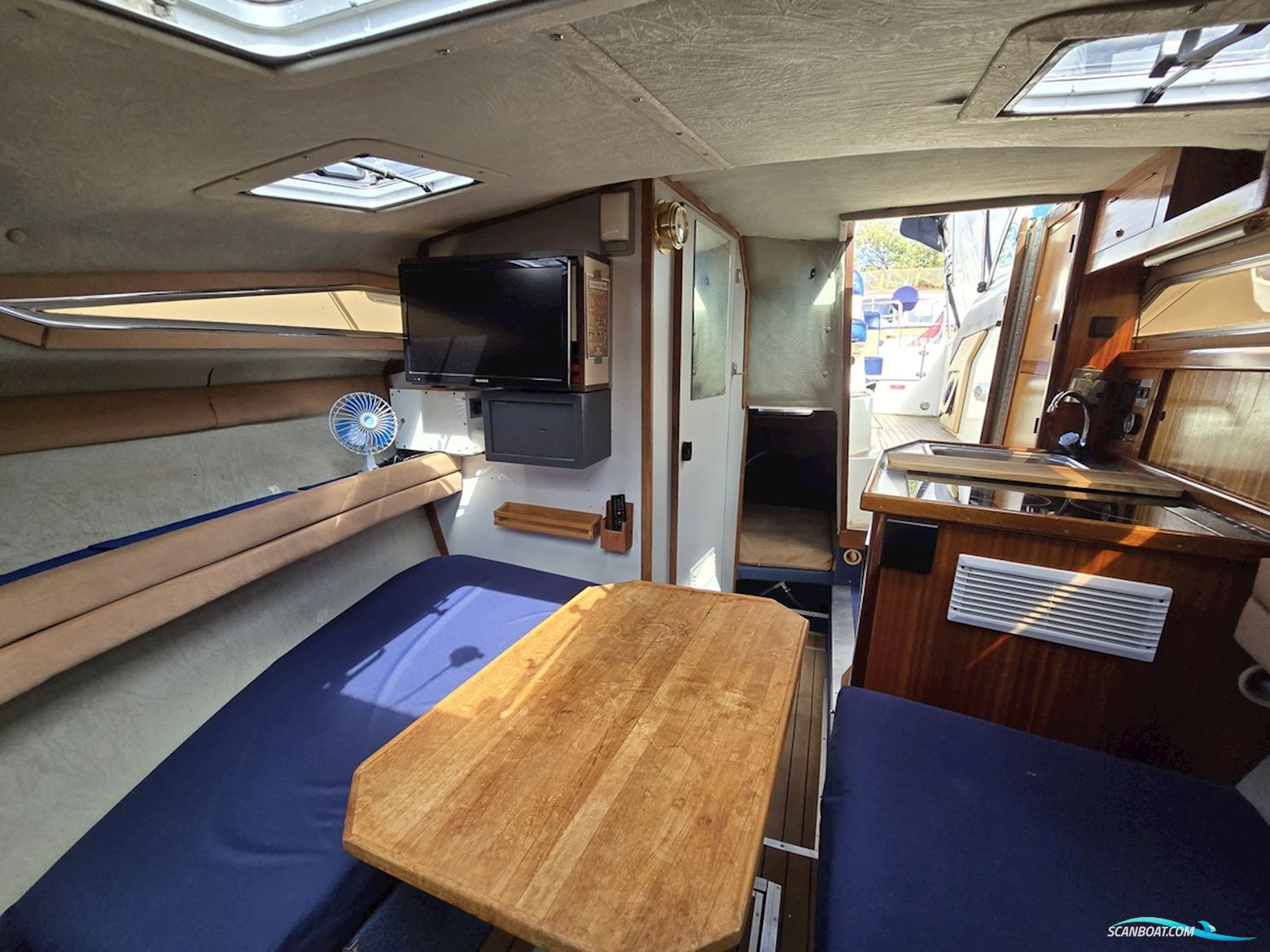 Sea Ray 220DA