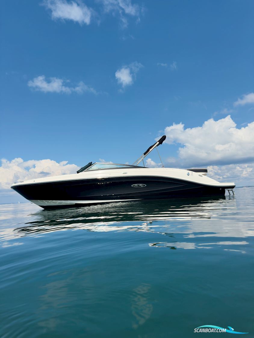 Sea Ray 230 Spx