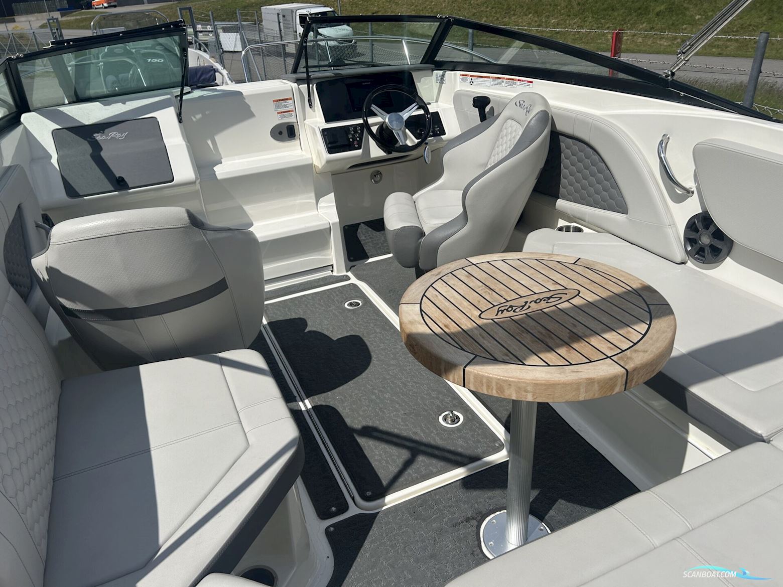 Sea Ray 230 Sun Sport OB