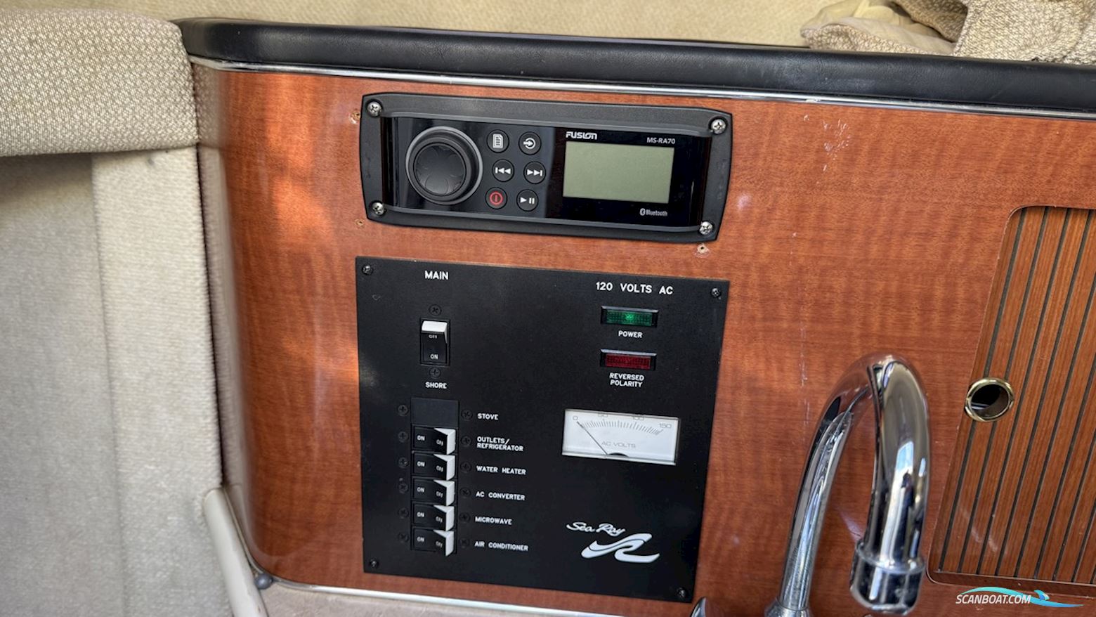 Sea Ray 240 SUNDANCER