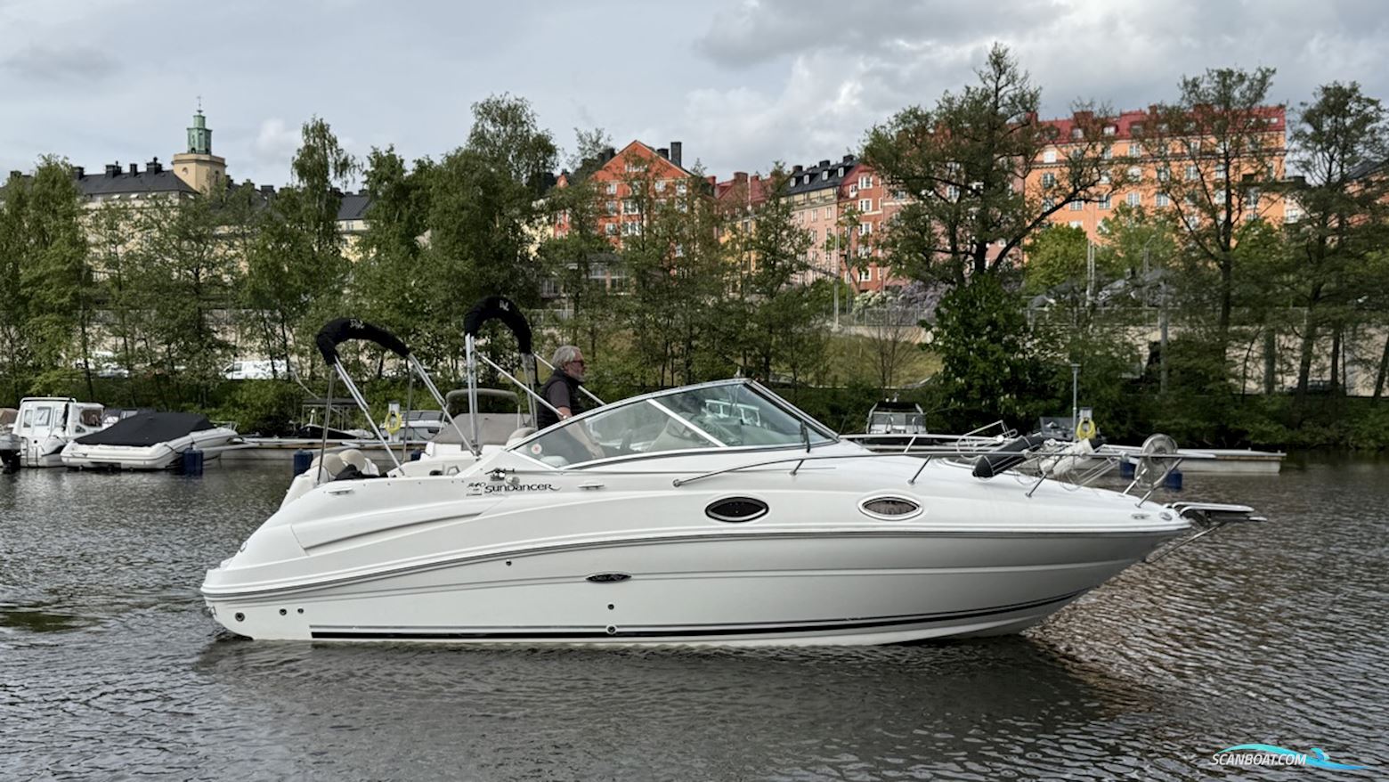 Sea Ray 240 Sundancer Motorbåt 2008, Sverige