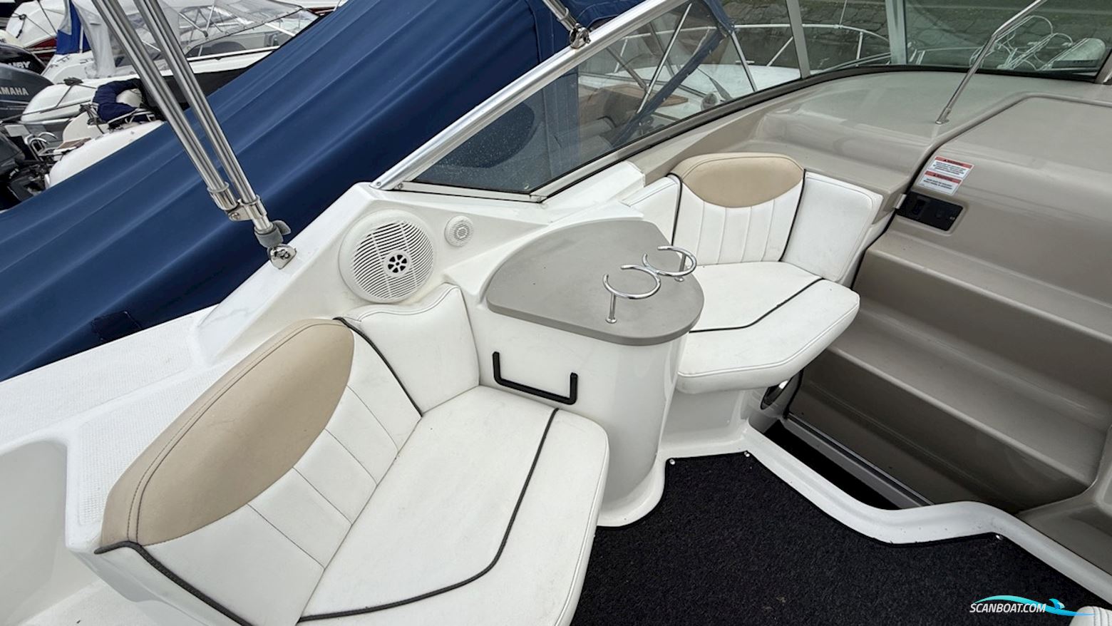 Sea Ray 240 Sundancer
