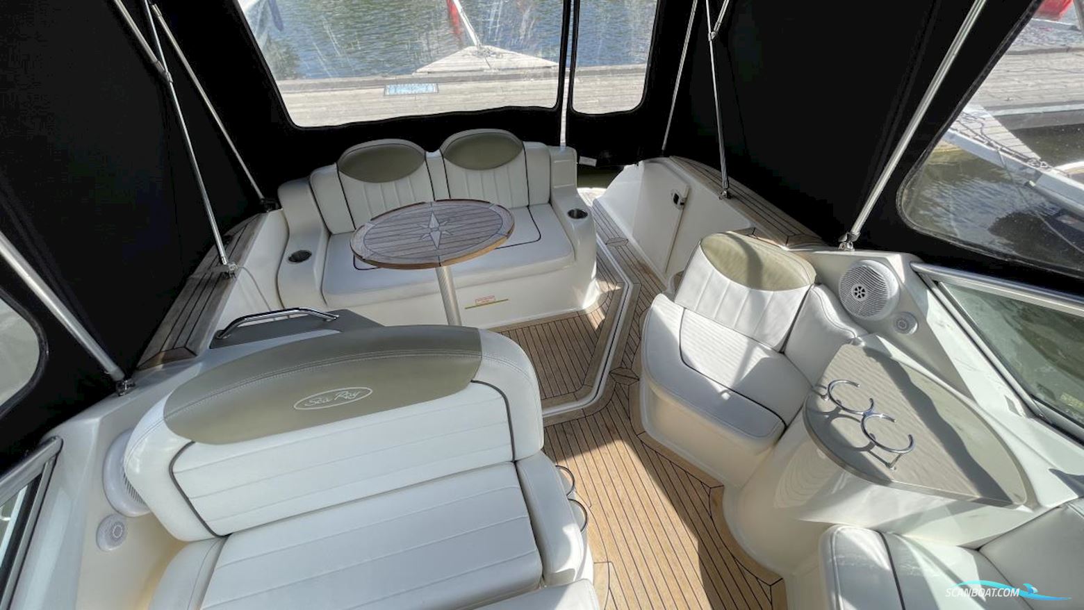 Sea Ray 240 SUNDANCER
