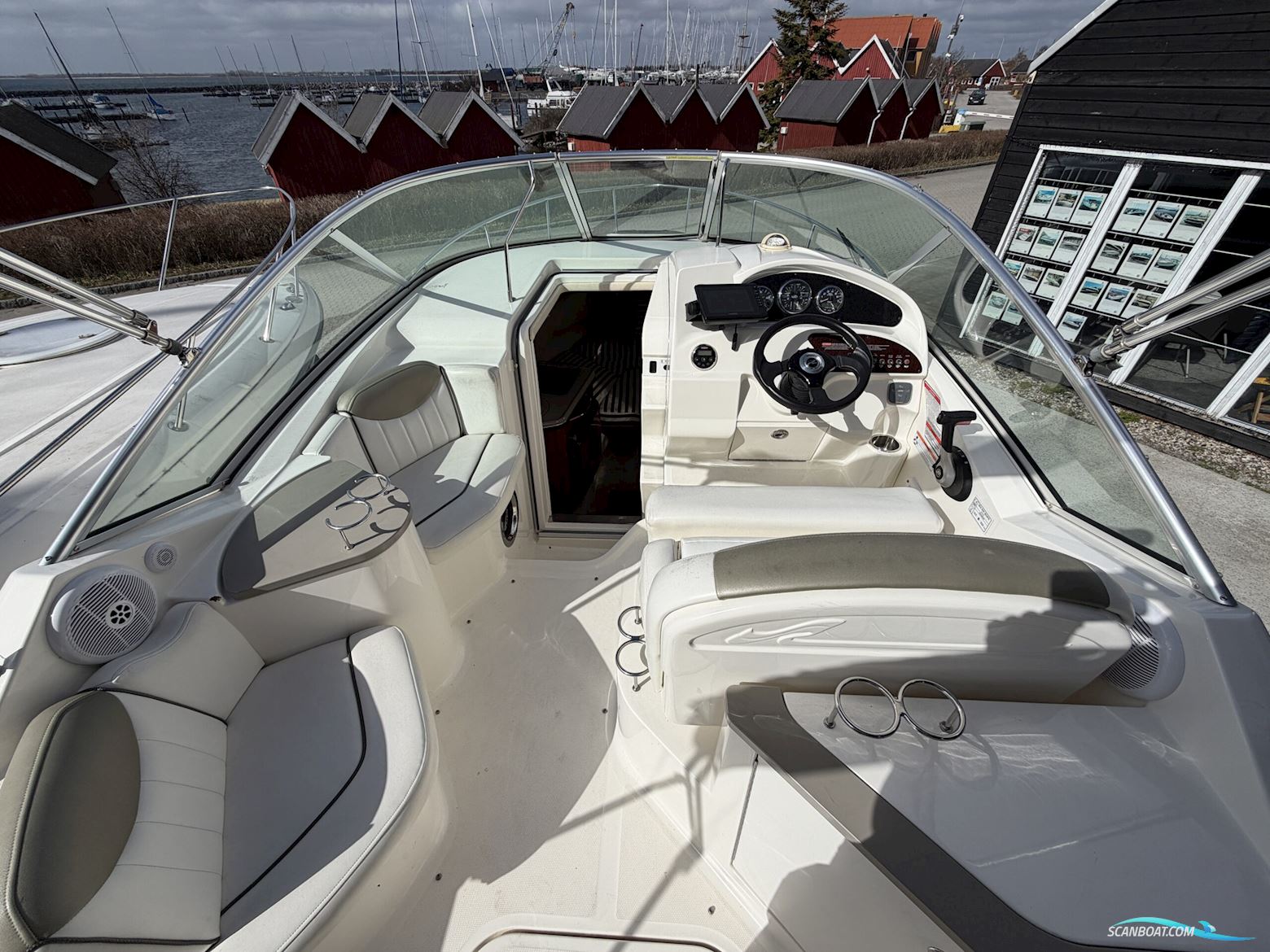 Sea Ray 245 Sundancer