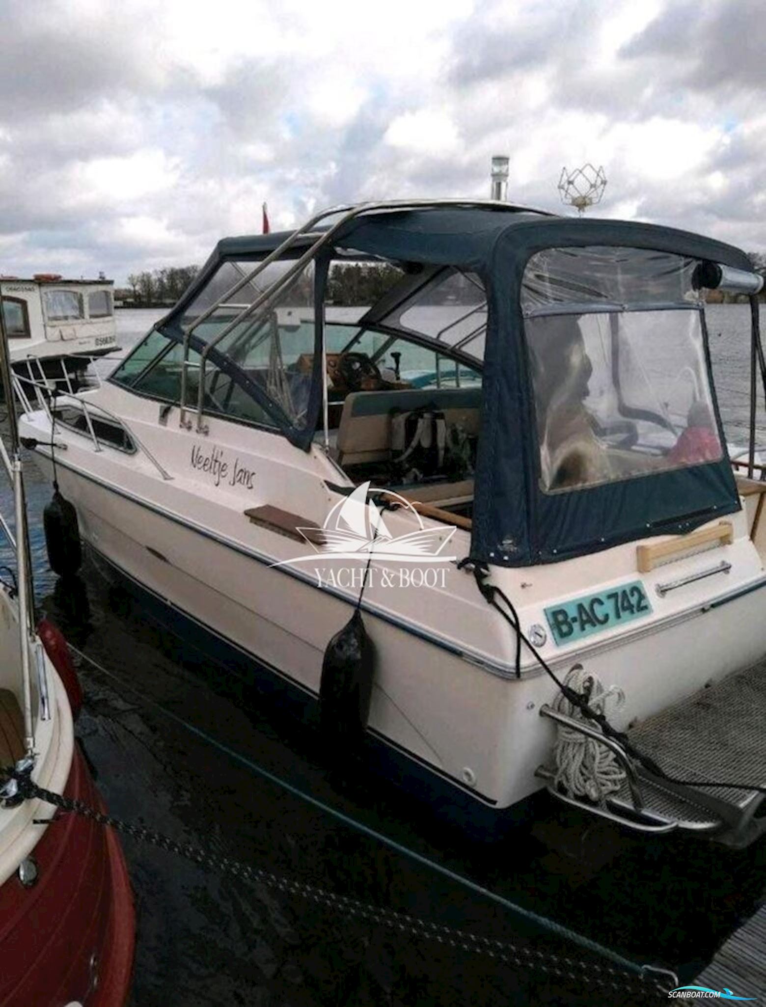 Sea Ray 250 DA Motorbåt 1986, med Volvo Penta motor, Tyskland