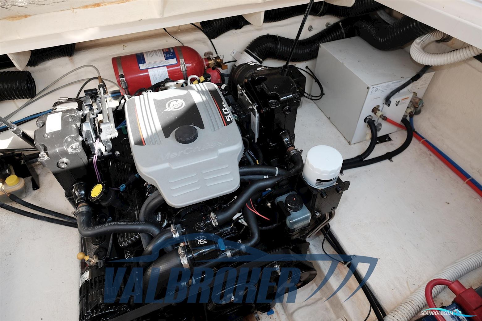 Sea Ray 255 DA Sundancer