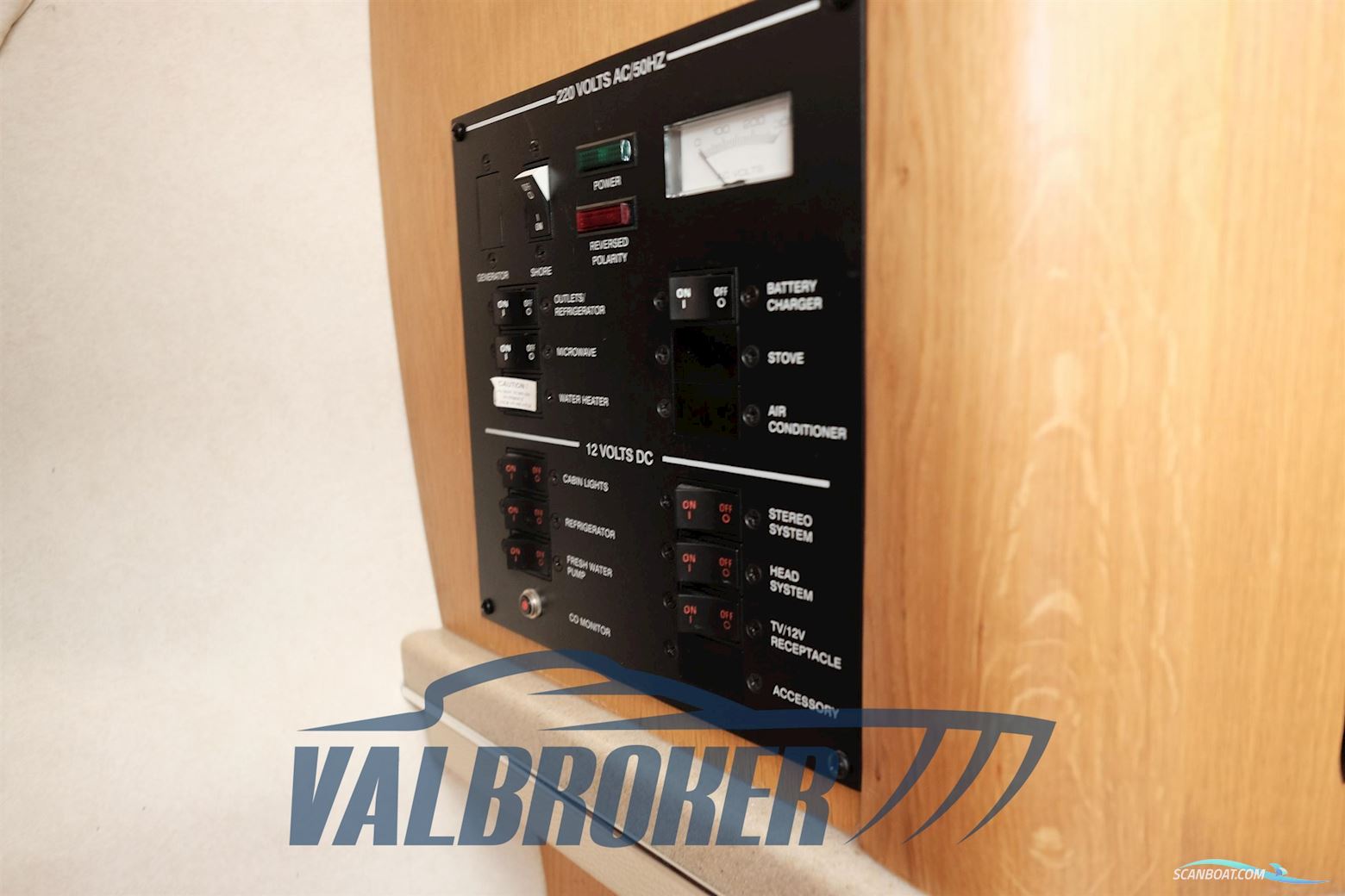 Sea Ray 255 DA Sundancer