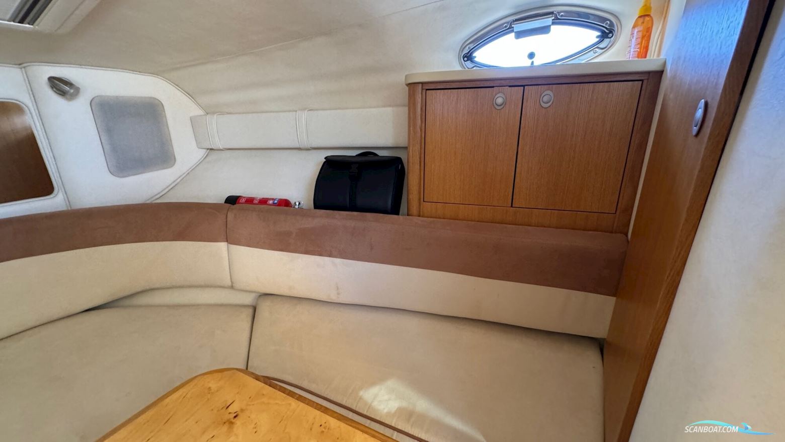Sea Ray 255 Sundancer