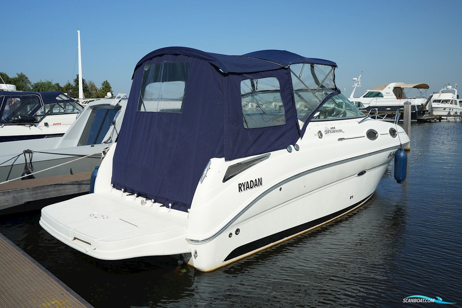 Sea Ray 255 Sundancer