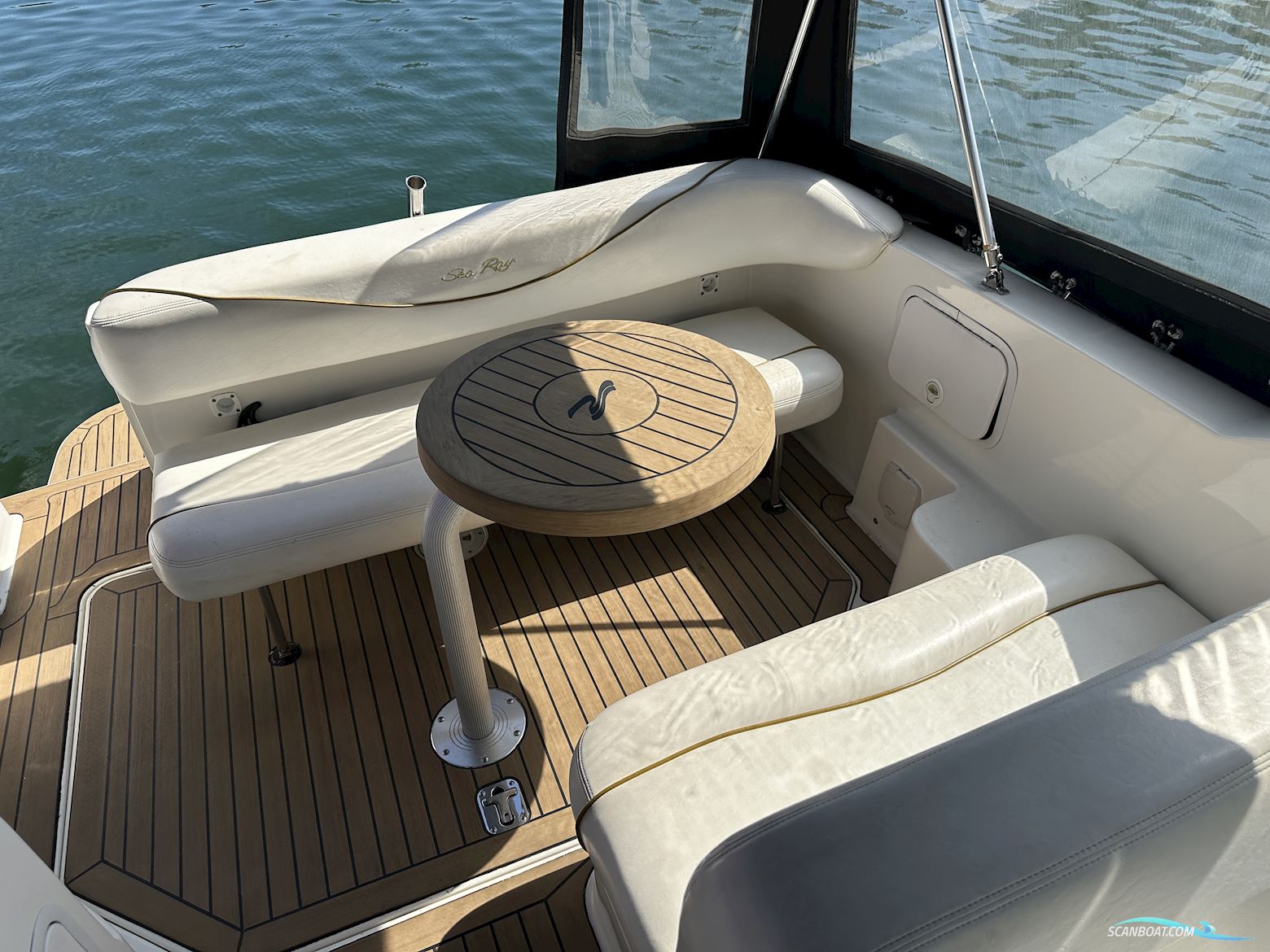 Sea Ray 260 Sundancer