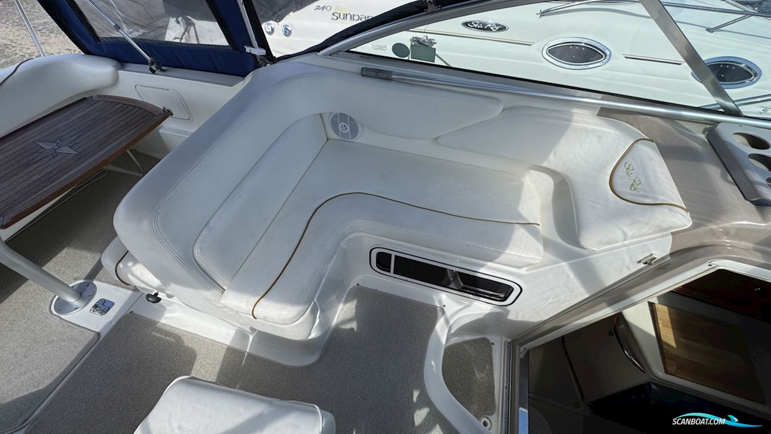 Sea Ray 260 Sundancer
