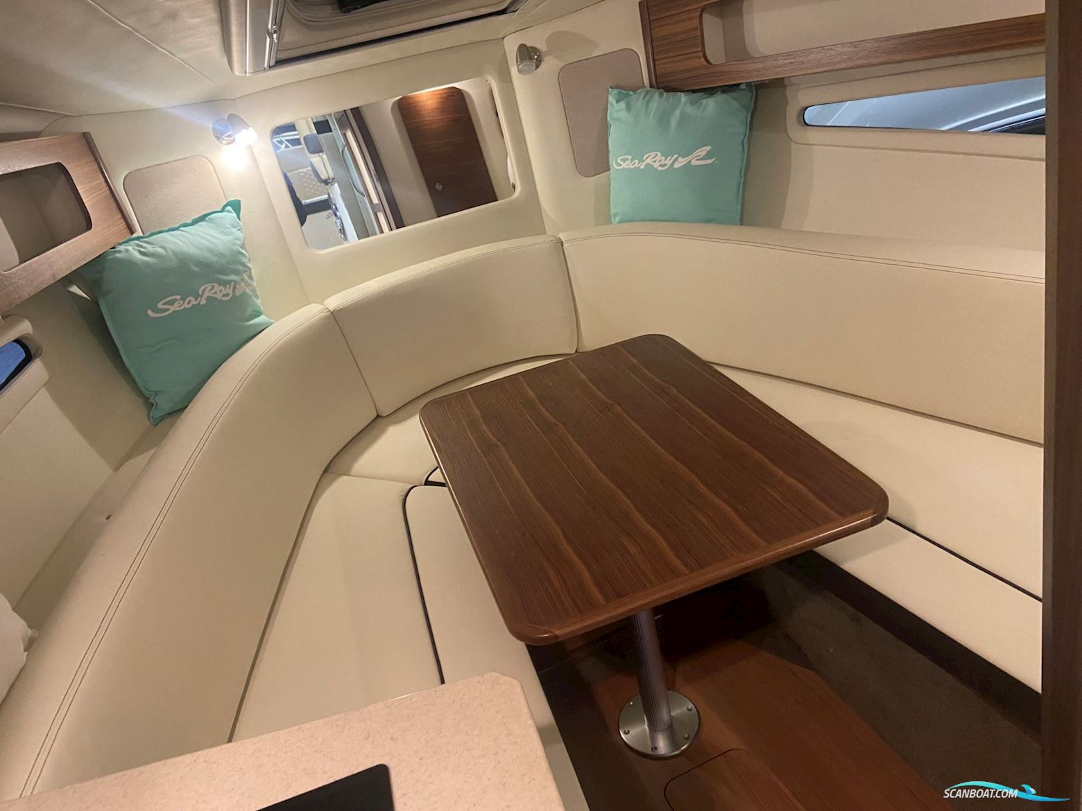 Sea Ray 265 Sundancer