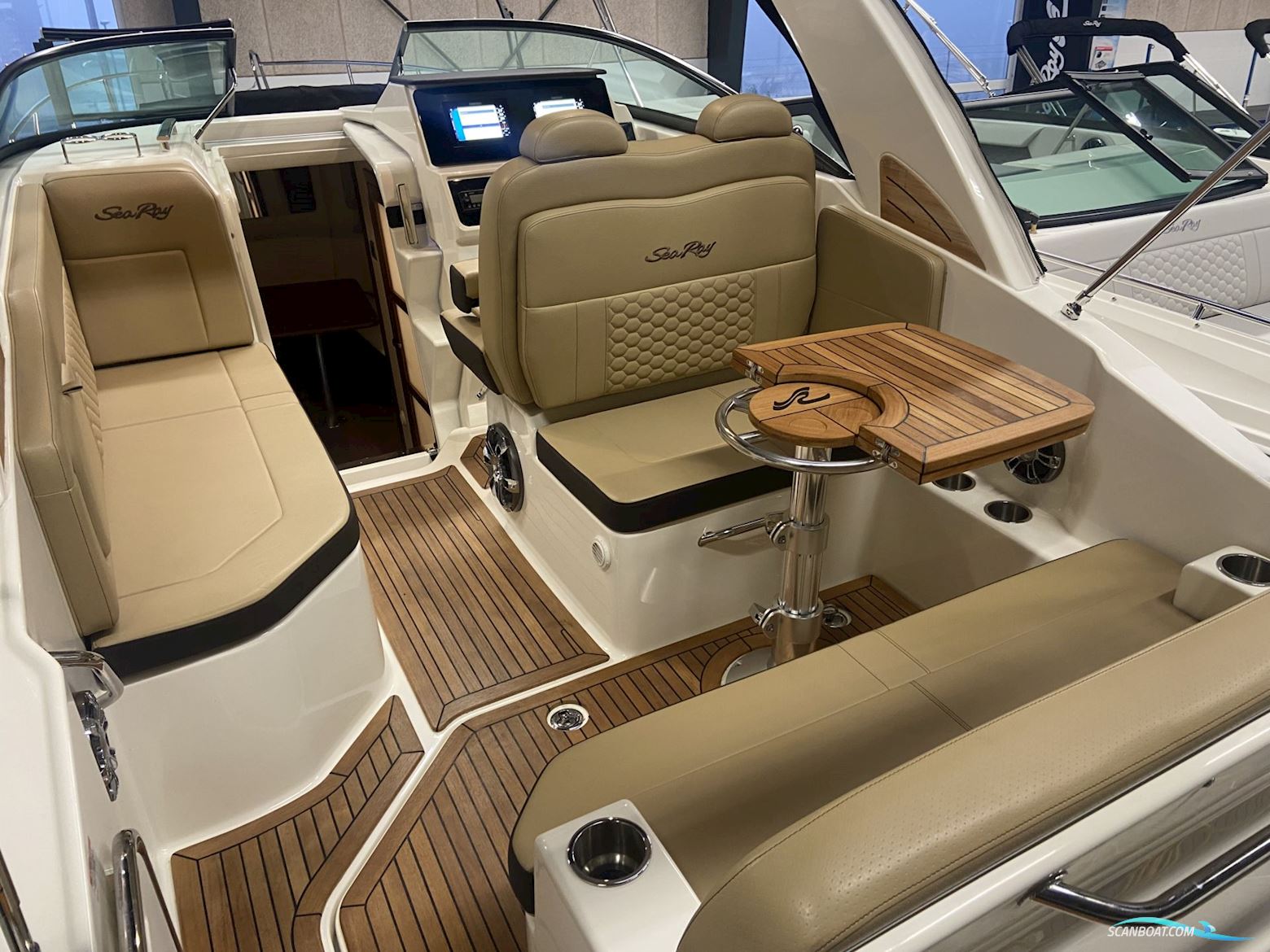 Sea Ray 265 Sundancer – SOLGT