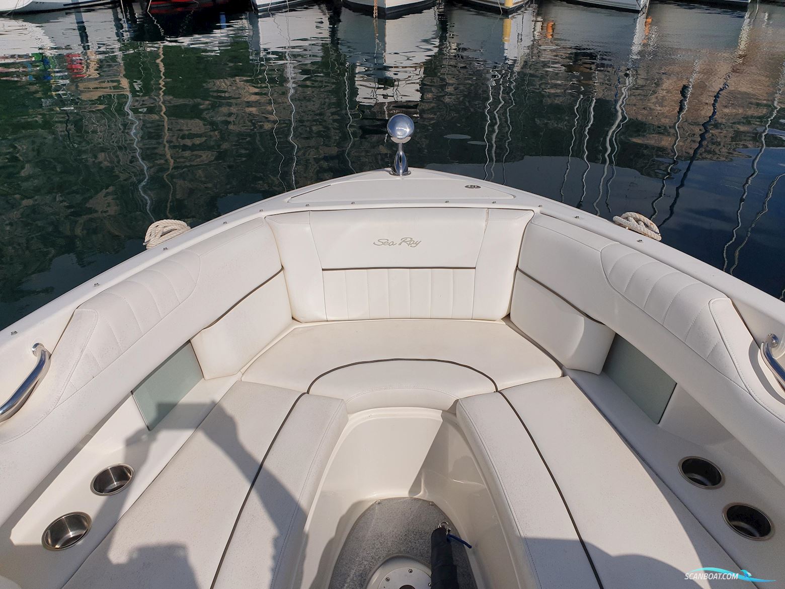 Sea Ray 270 SLX