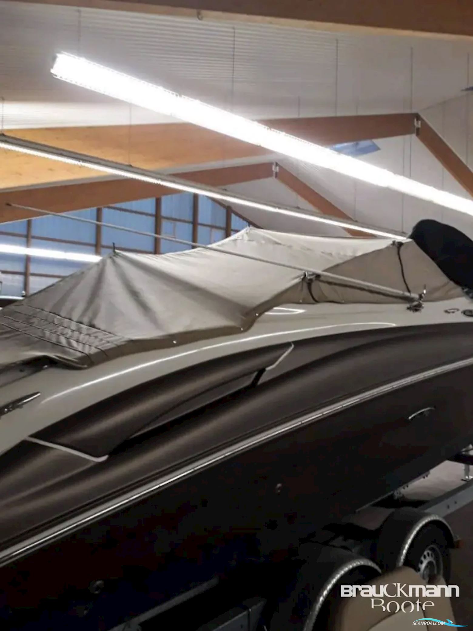 Sea Ray 270 Sundeck