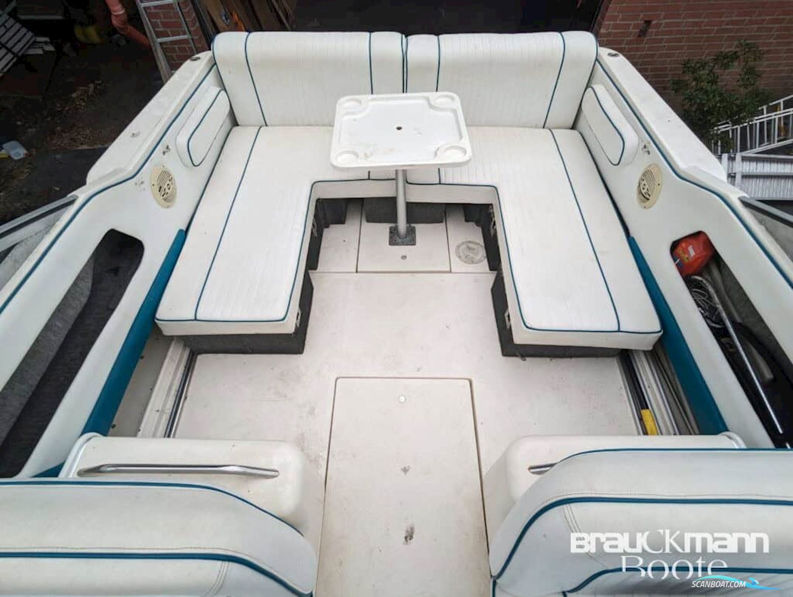 Sea Ray 270 Weekender