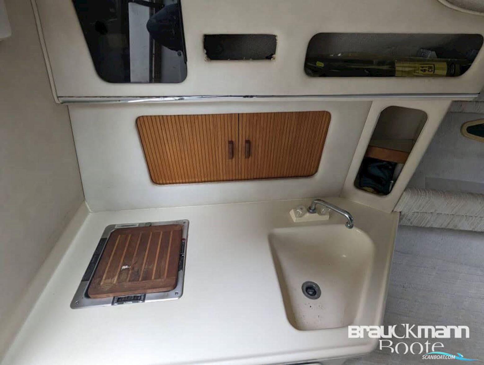 Sea Ray 270 Weekender