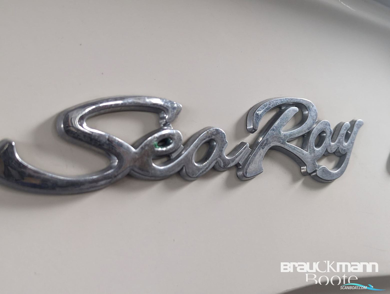 Sea Ray 270 Weekender