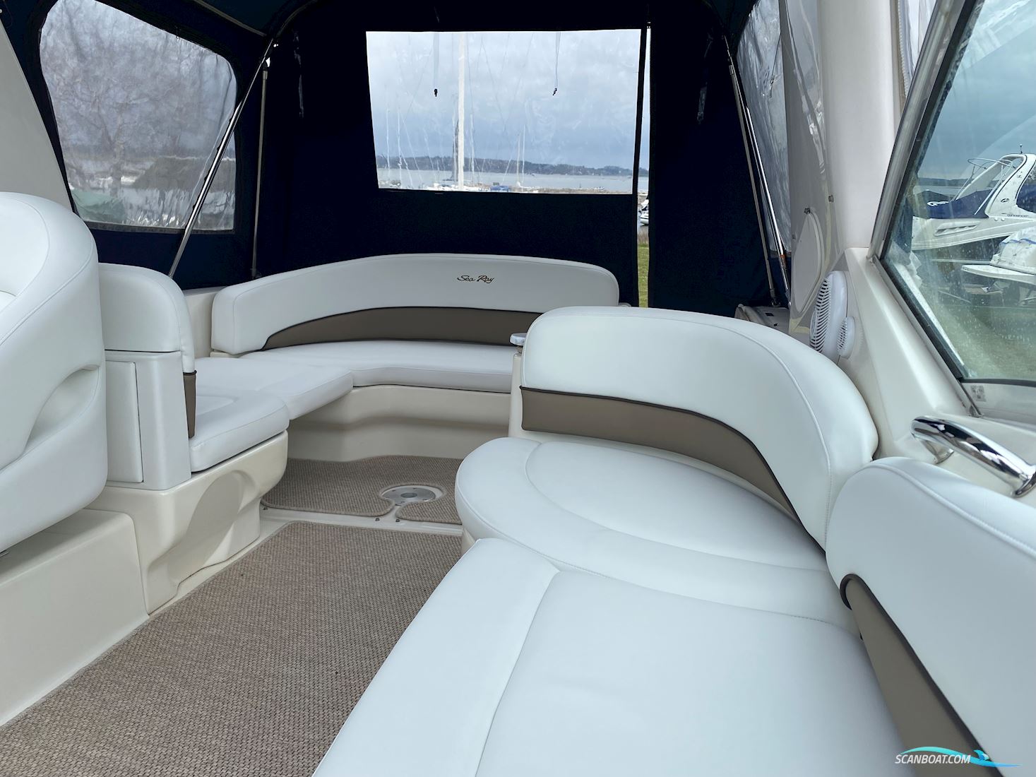 Sea Ray 275 Sundancer