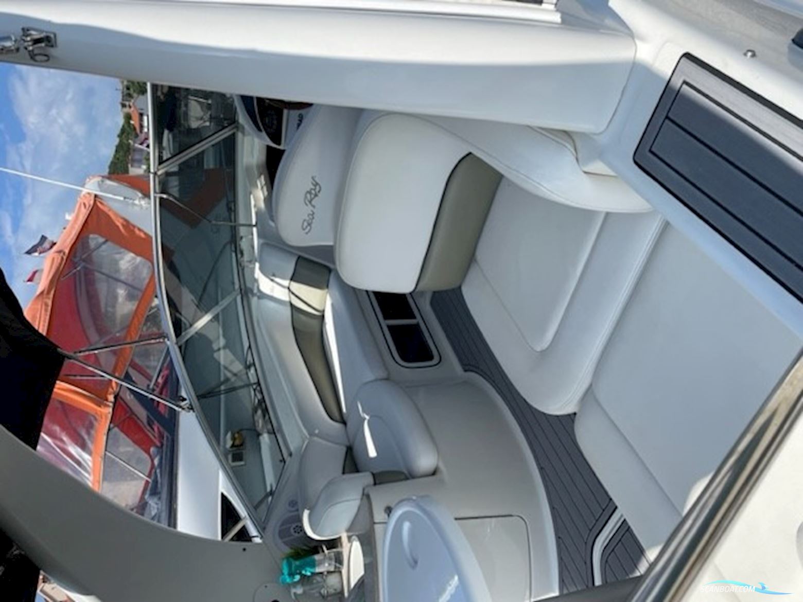 Sea Ray 275 Sundancer