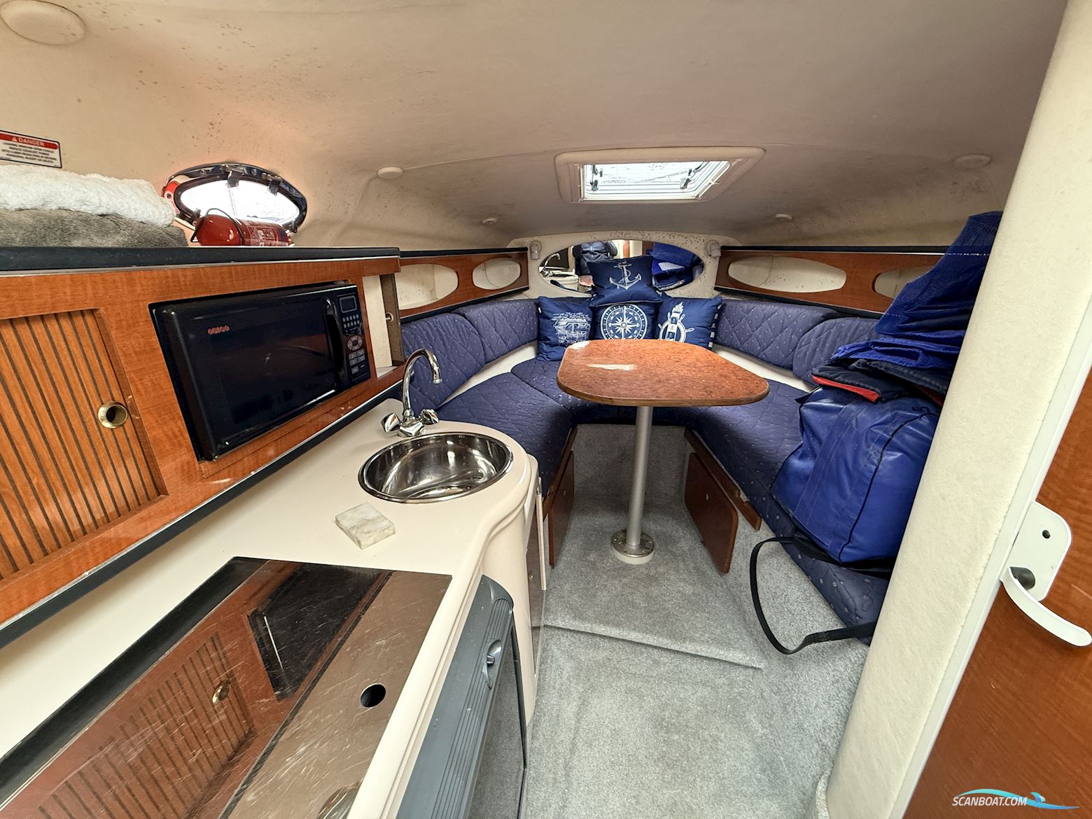 Sea Ray 275 Sundancer