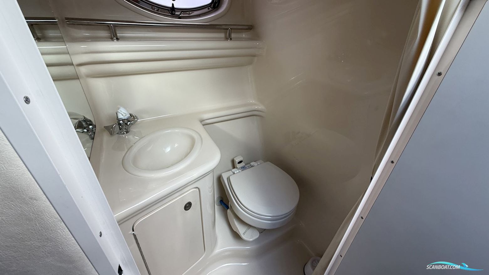 Sea Ray 275 Sundancer