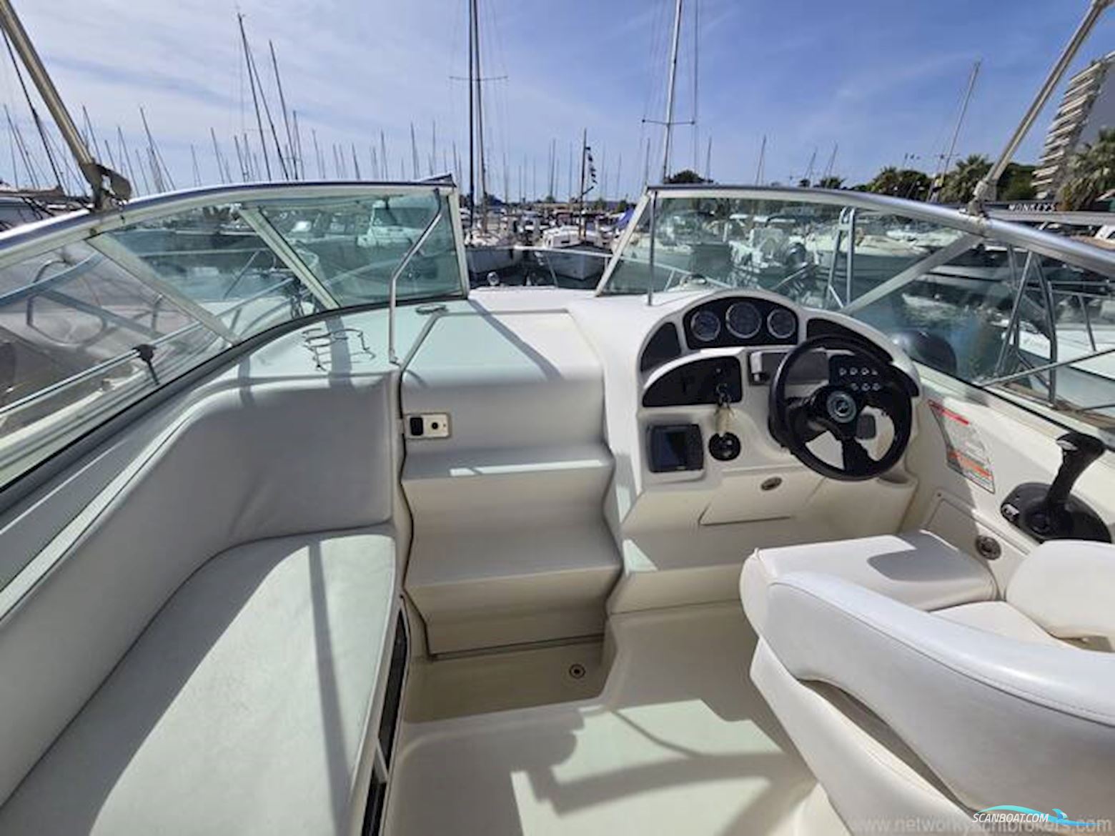 Sea Ray 275 Sundancer