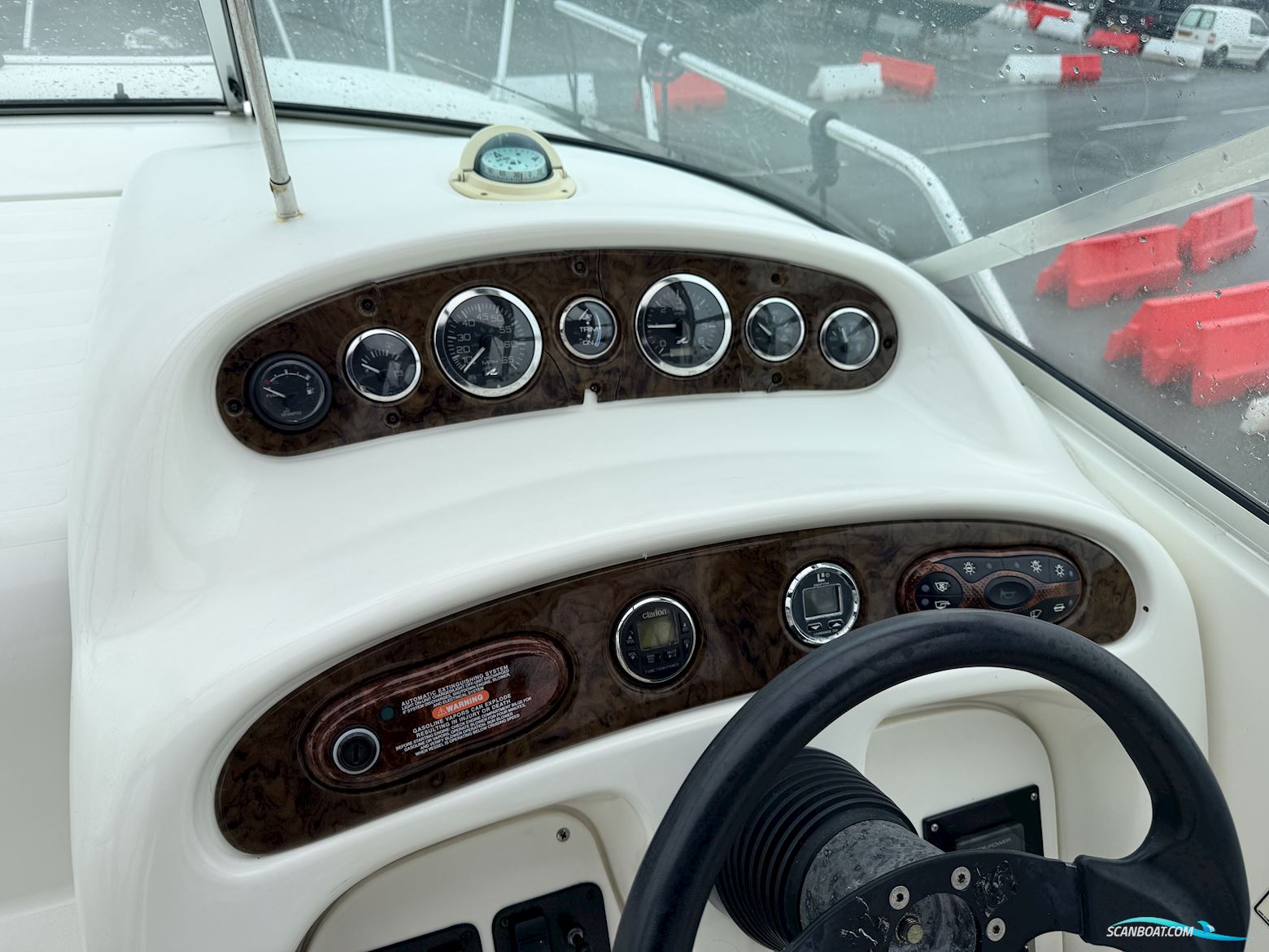 Sea Ray 275 Sundancer