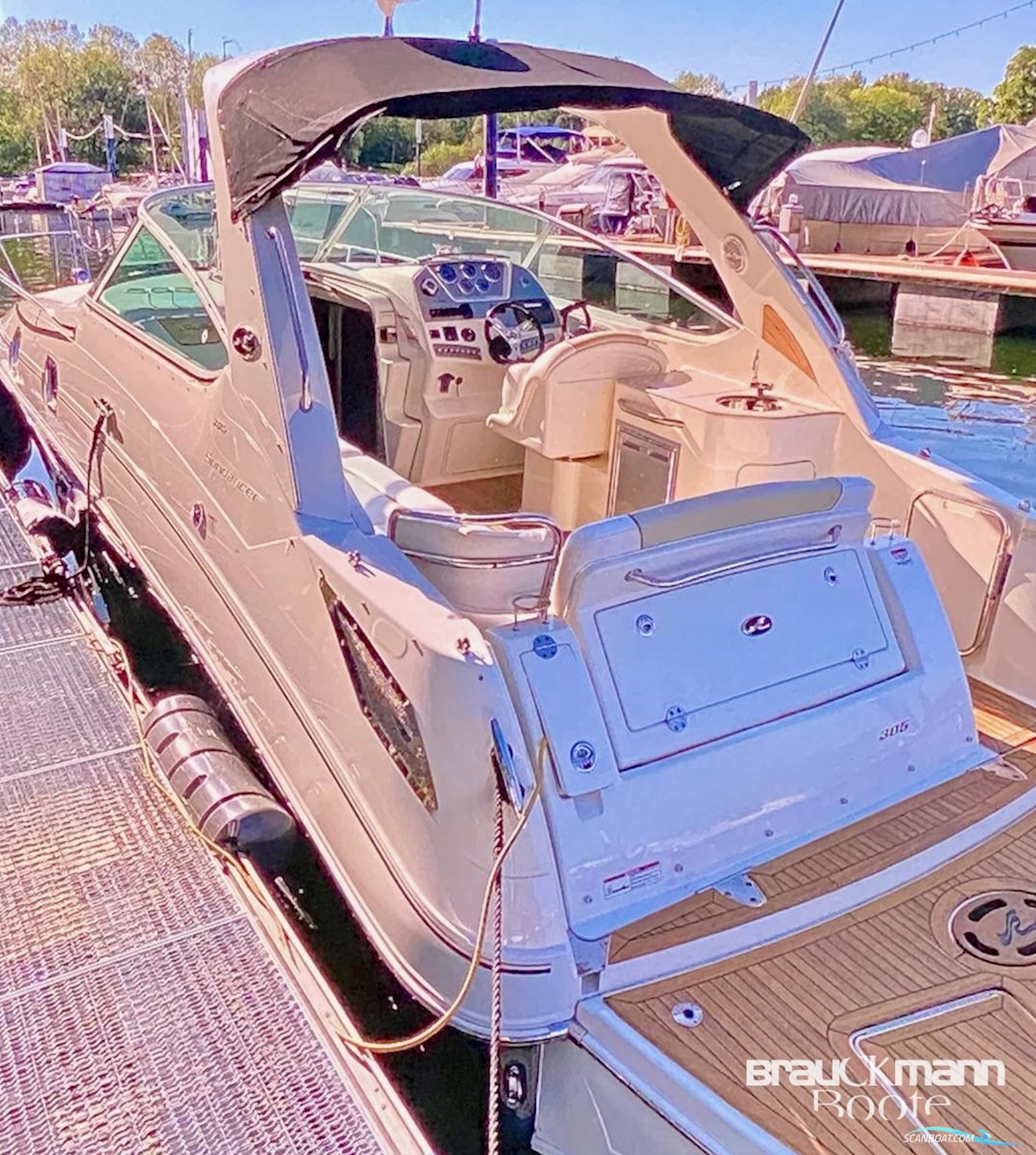 Sea Ray 305 Sundancer