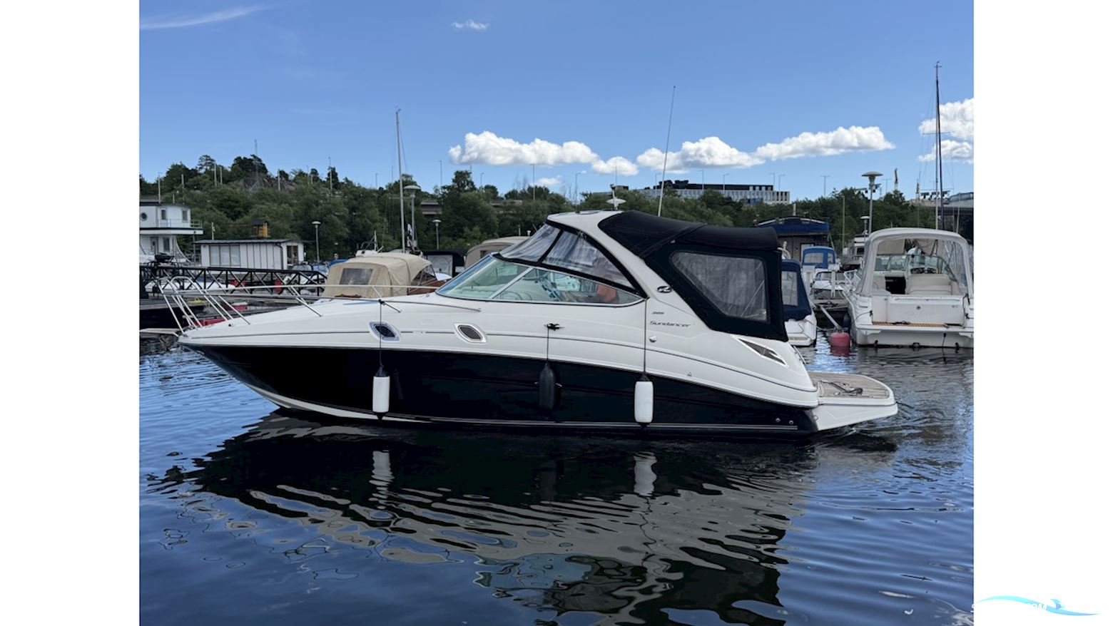 Sea Ray 305 SUNDANCER Motorbåt 2014, med Mercruiser motor, Sverige