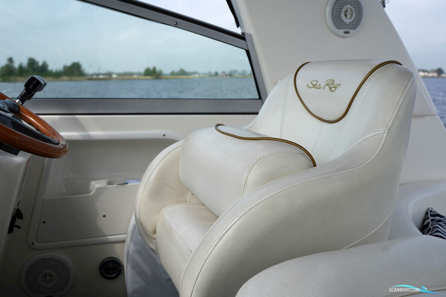 Sea Ray 310 Sundancer