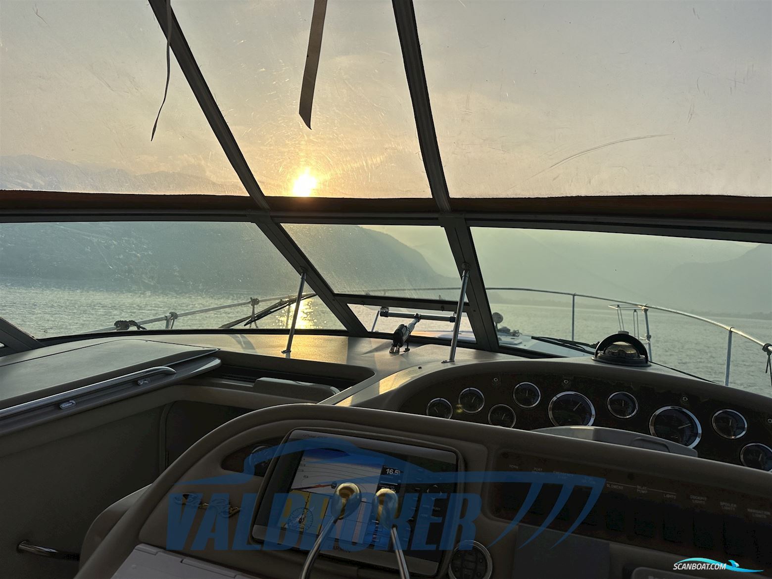 Sea Ray 310 SUNDANCER
