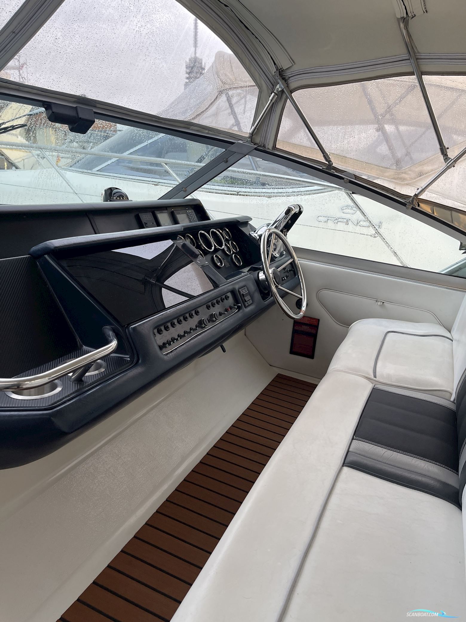 Sea Ray 310 Sundancer