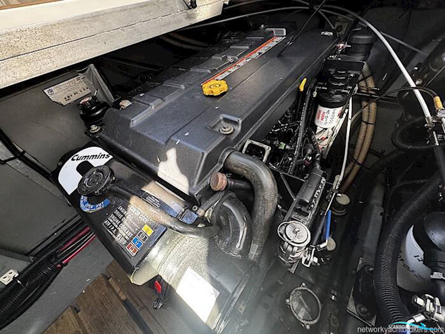 Sea Ray 310 Sundancer