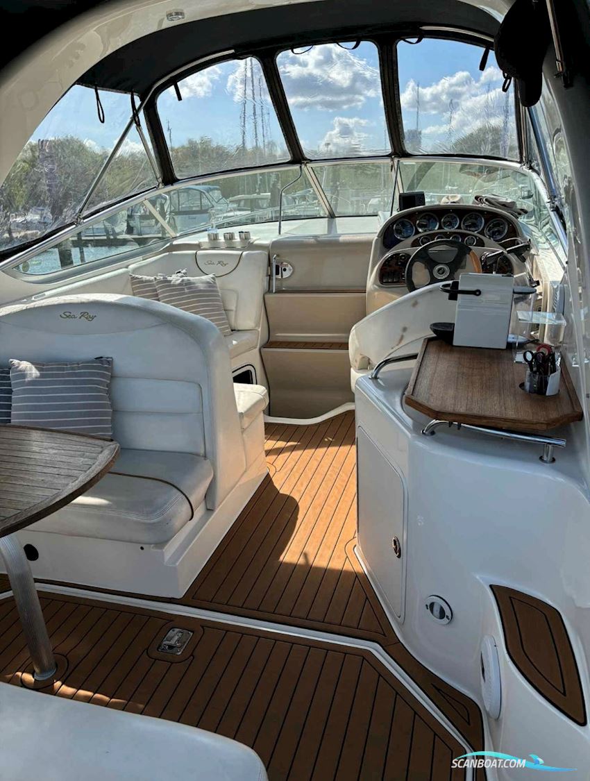 Sea Ray 315 Sundancer