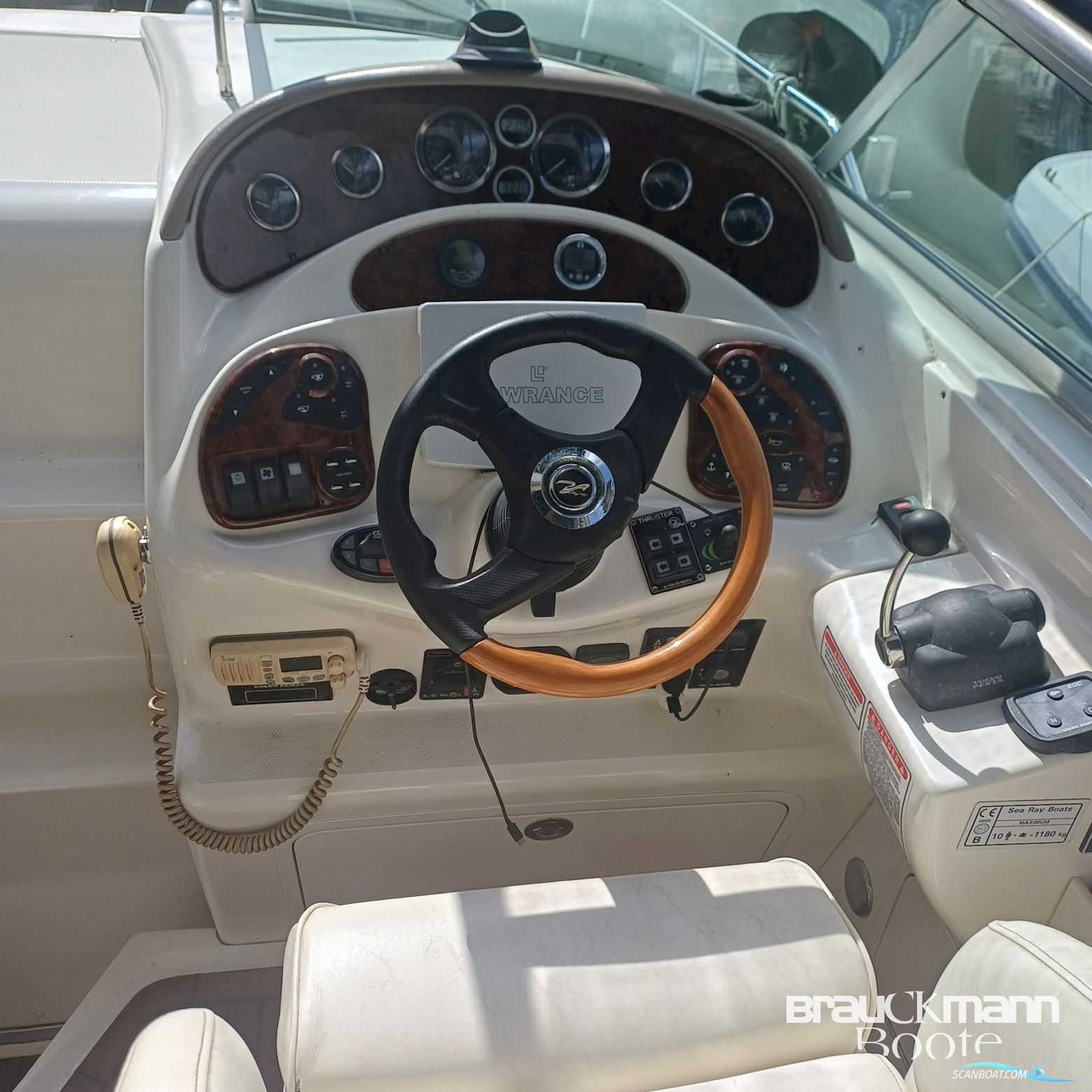 Sea Ray 315 Sundancer