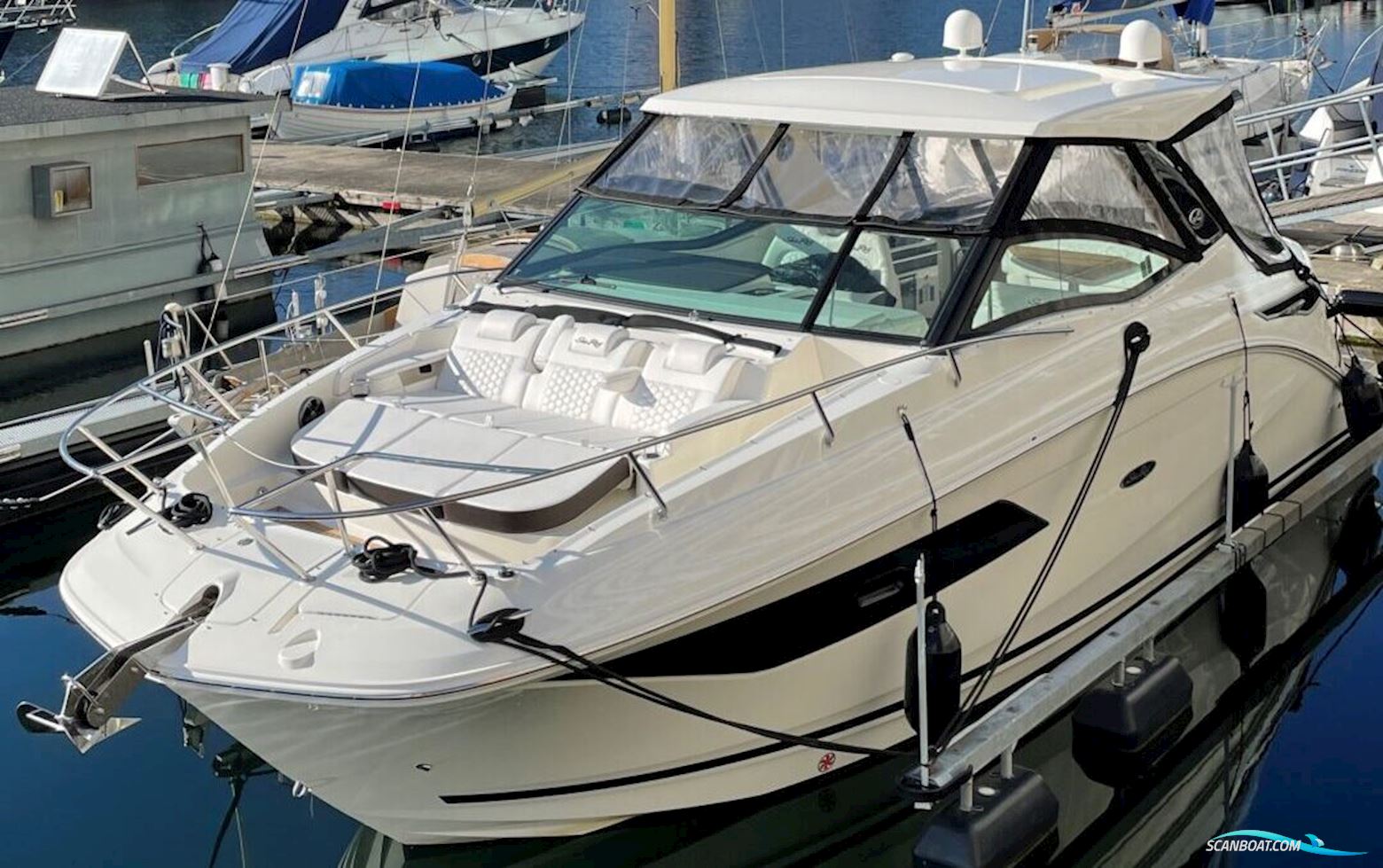 Sea Ray 320 Sundancer OB Motorbåt 2024, med Mercury motor, Danmark