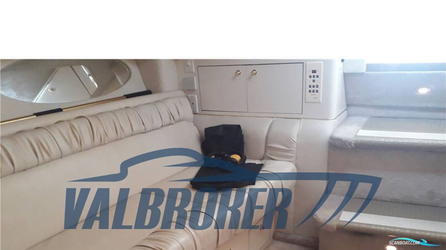 Sea Ray 330 Amberjack