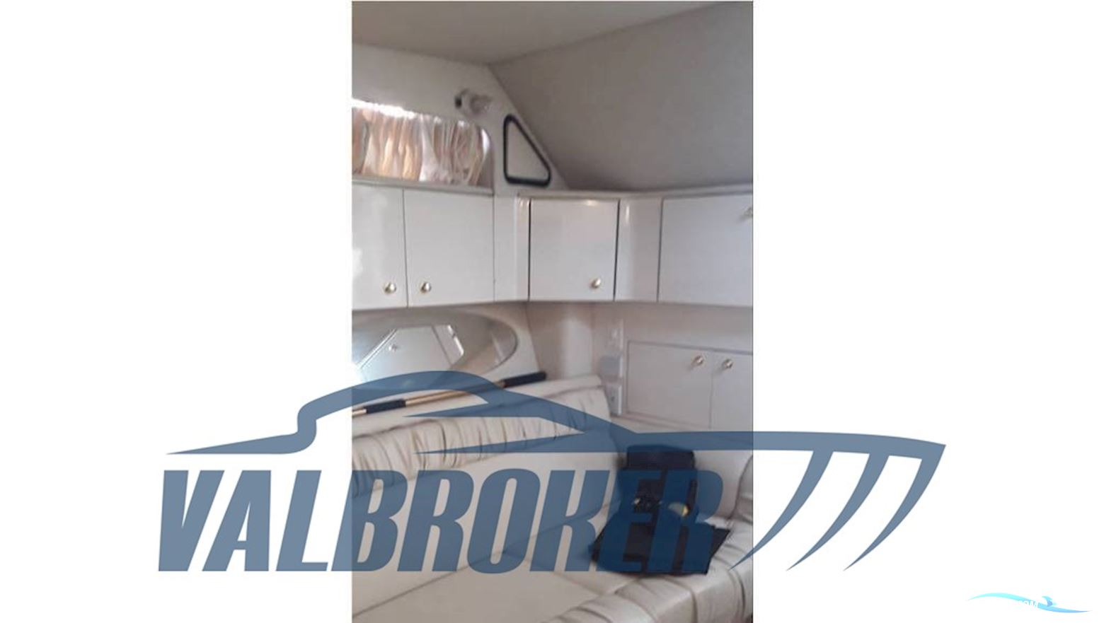 Sea Ray 330 Amberjack