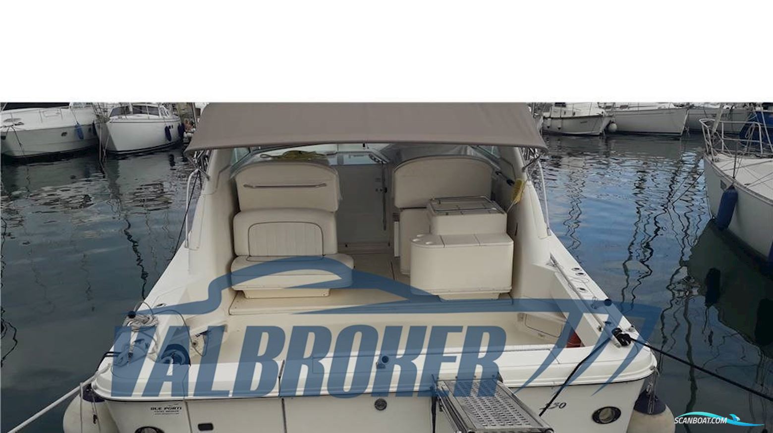 Sea Ray 330 Amberjack