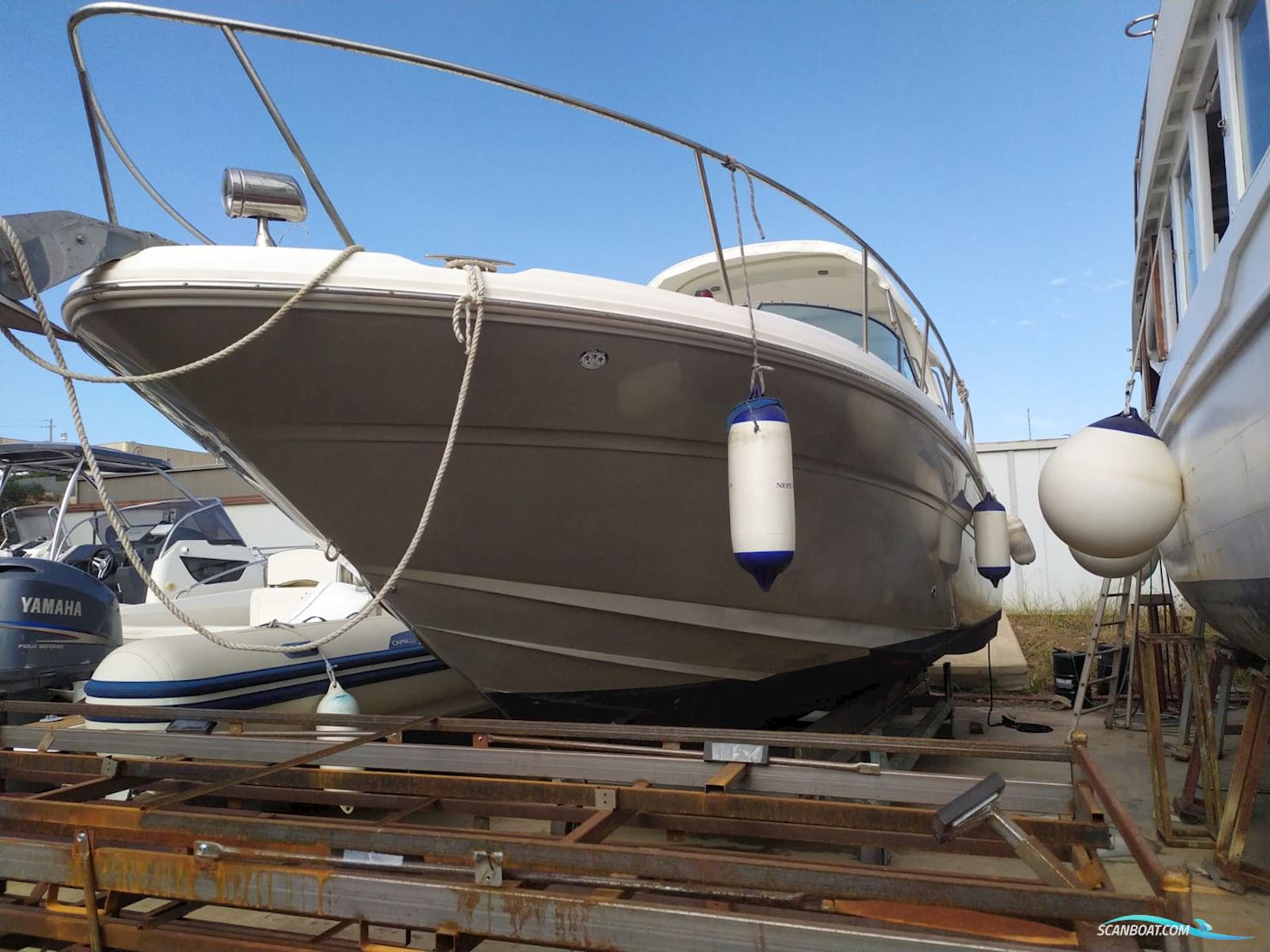 Sea Ray 335 Sundancer Motorbåt 2007, med Volvo Penta D4 motor, Italien