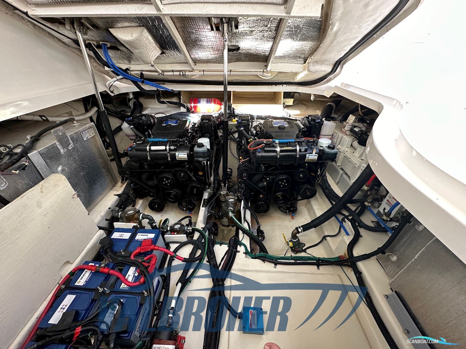 Sea Ray 355 DA Sundancer