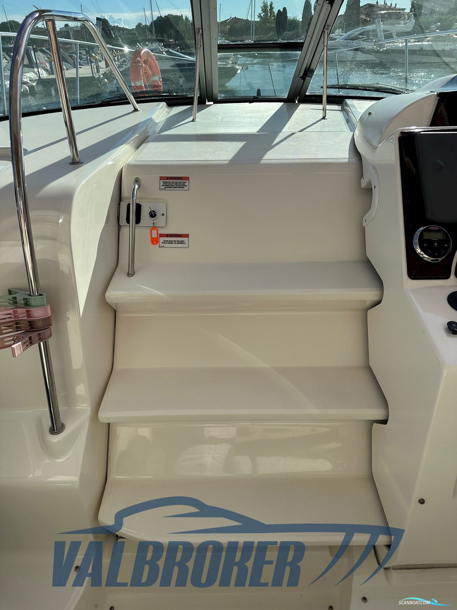 Sea Ray 355 DA Sundancer