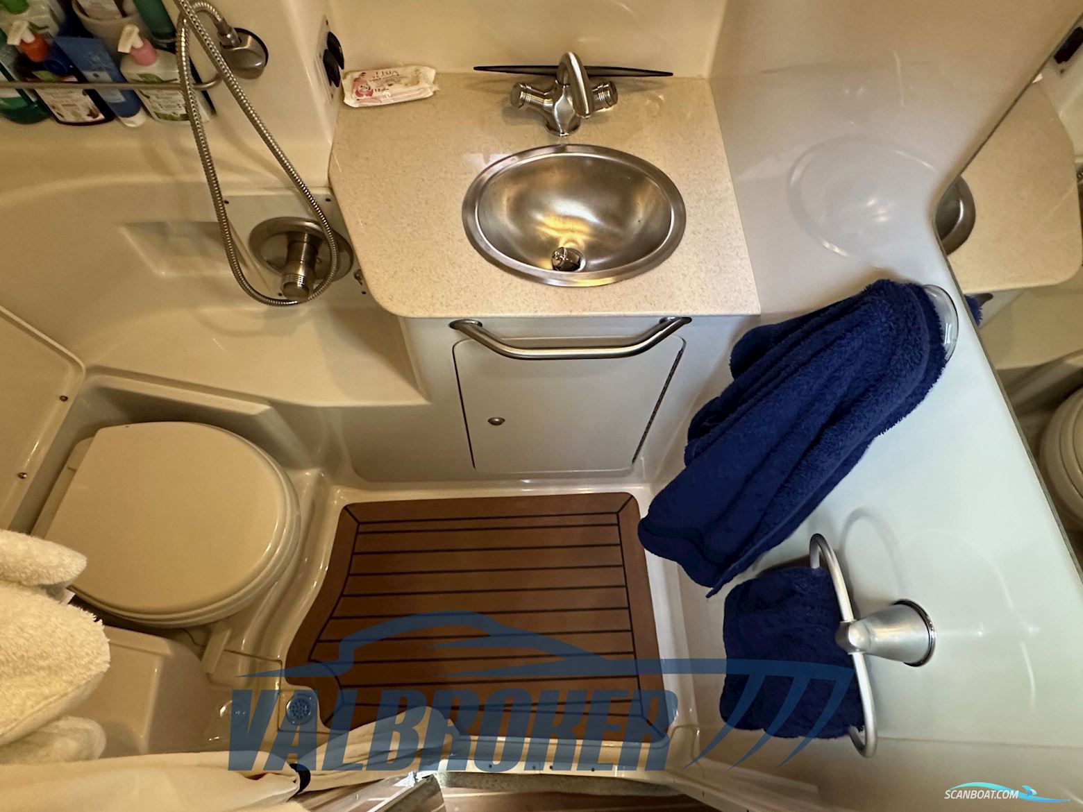 Sea Ray 355 DA Sundancer